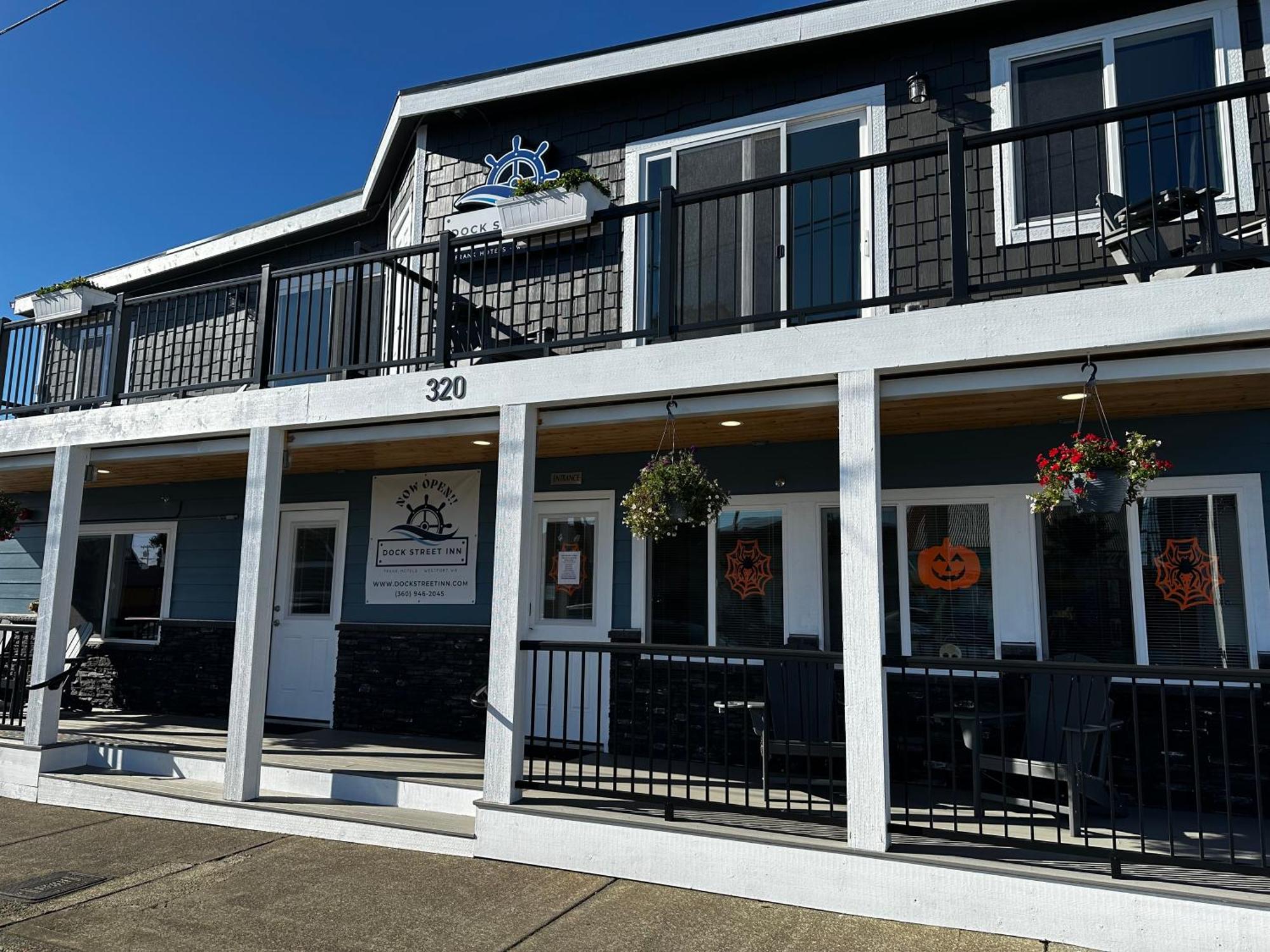 Dock Street Inn Уэстпорт Экстерьер фото
