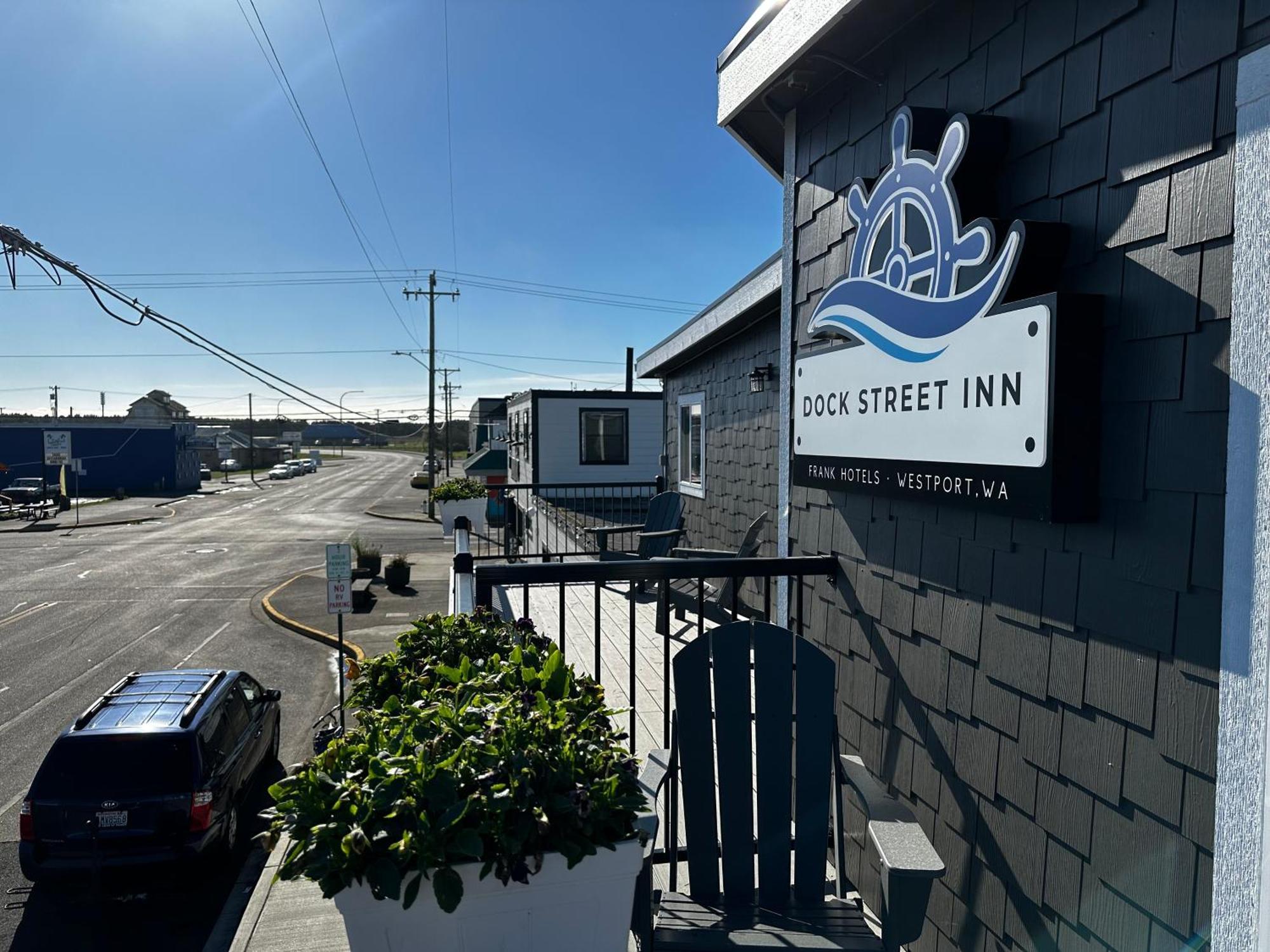 Dock Street Inn Уэстпорт Экстерьер фото
